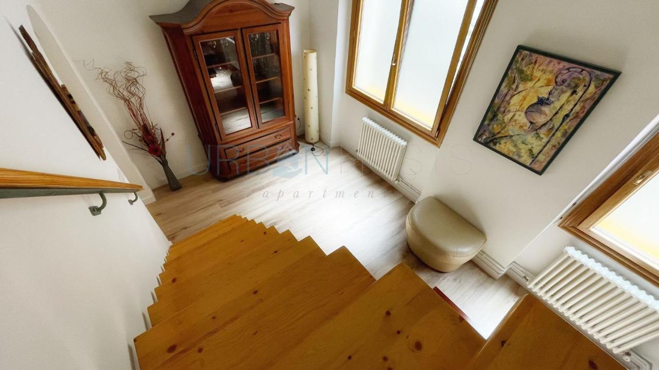 Vivienda Turistica Con Encanto Centrico, Wifi Y Patio Bilbao Exterior photo